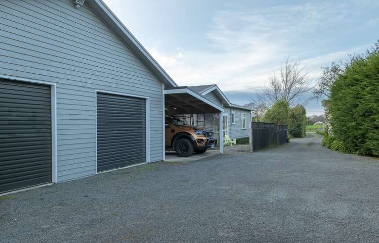 1070 Queen Street East Levin_20