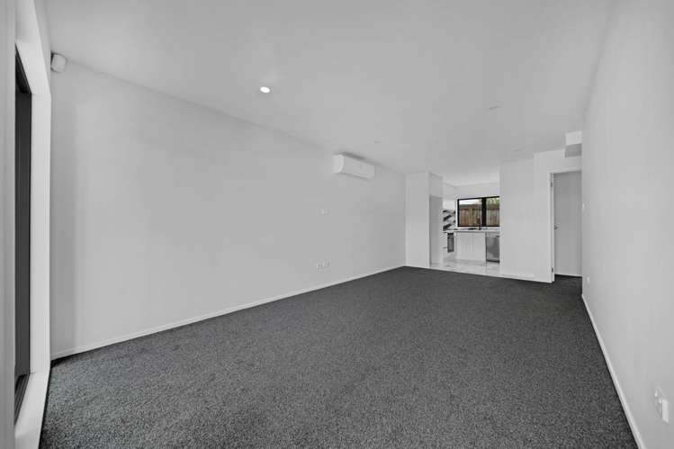 4/8 Friesian Drive Mangere_6