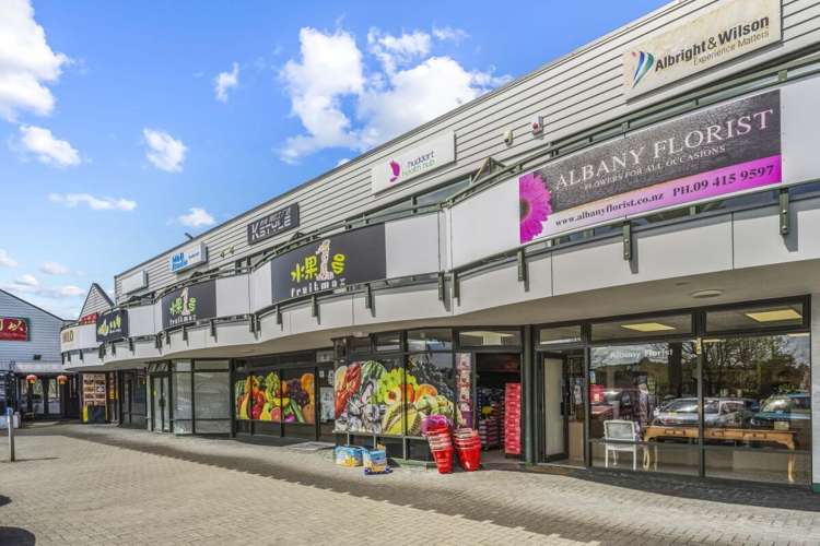 7, 51 William Pickering Drive Albany_3