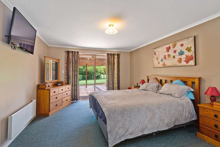 75 Old Main North Road Leithfield_11