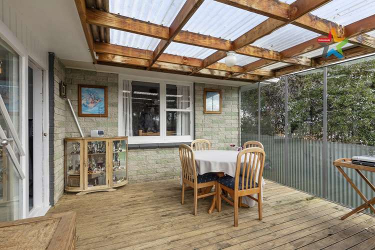 54 Holland Street Wainuiomata_2