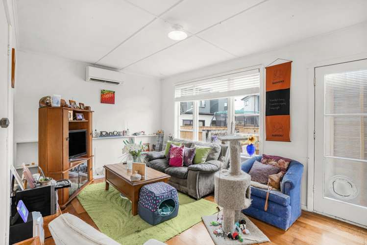 3/3 Huia Grove Elderslea_1