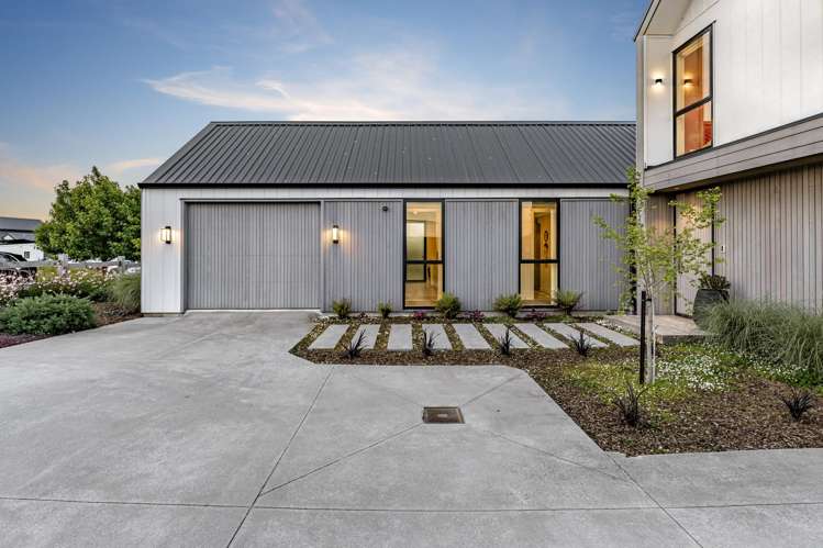 17 Dinning Road Riverhead_2