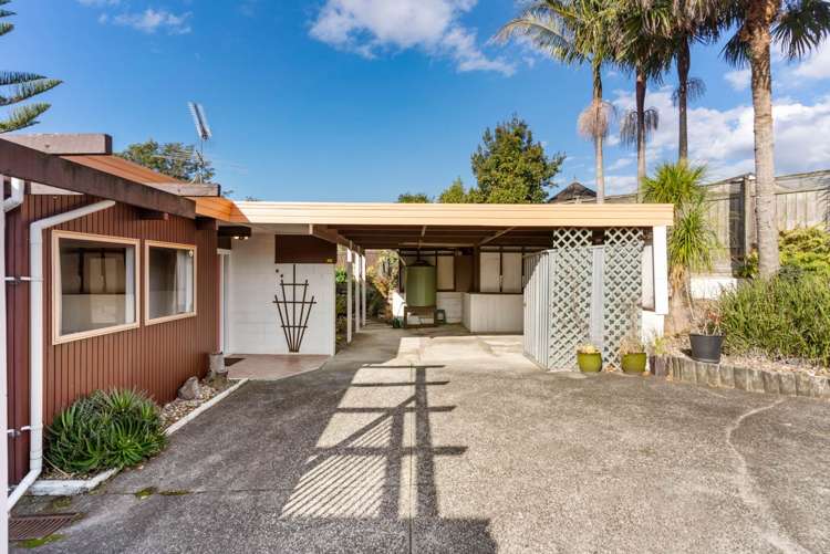 1/13 Wilbur Place Pakuranga Heights_17