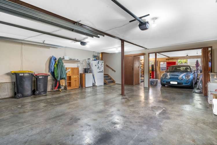 293 Queens Drive Windsor_25