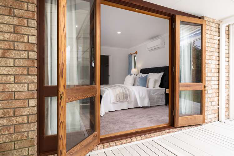 21 Cowley Drive Leamington_14