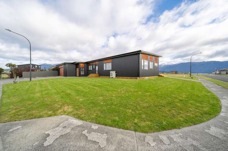 67 Takitimu Avenue Te Anau_25