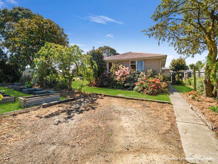 18 North Terrace Darfield_27