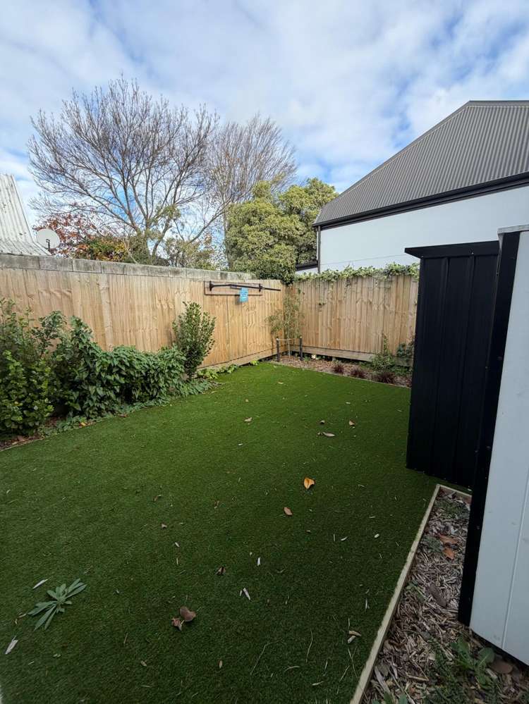 1/17 Winchester Street Merivale_12
