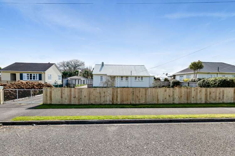 68 Conway Road Eltham_24