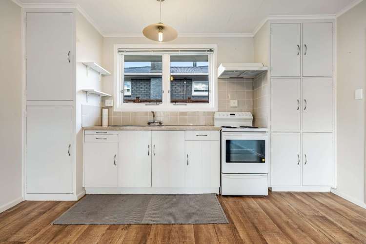24A Whitworth Road_4
