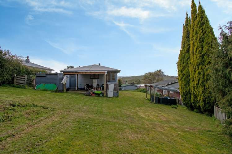 43 Swan Street Taihape and Surrounds_21