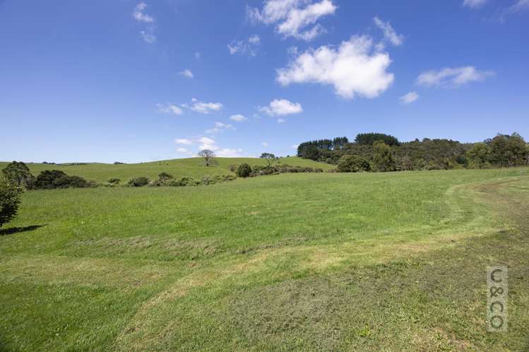 83 Mount Albion Rise Taupaki_19