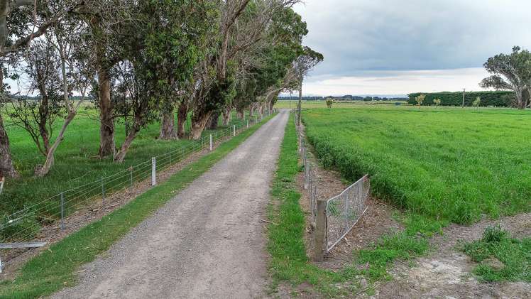 1947 Christchurch Akaroa Road Ataahua_24