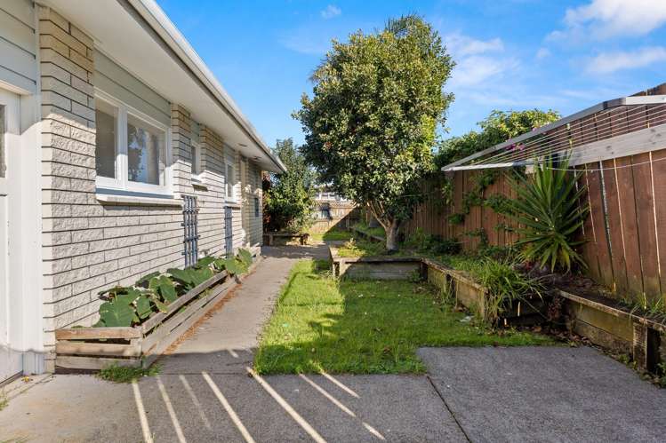 4 Balmoral Terrace Otumoetai_10