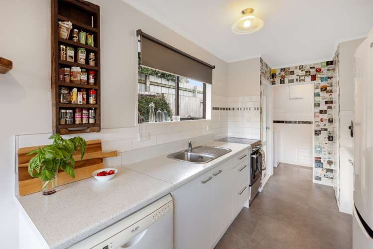 6 Pokapu Place Bethlehem_10