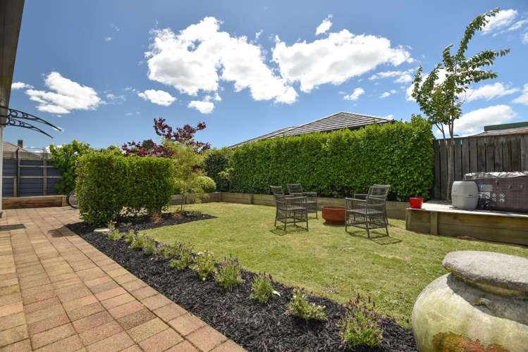 11 Puriri Crescent Hillcrest_14