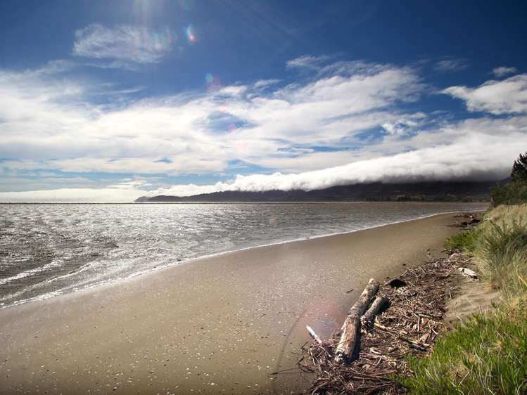 195 Tangmere Road Takaka_15