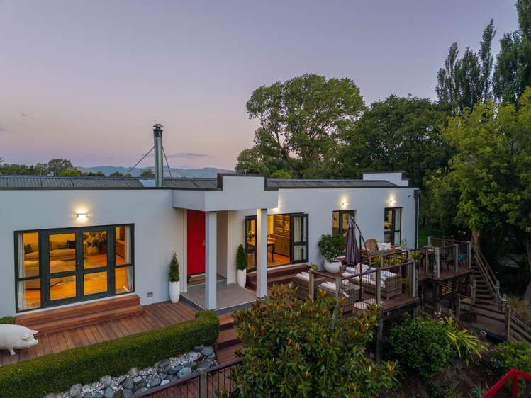 76 Moffat Drive Lincoln_32