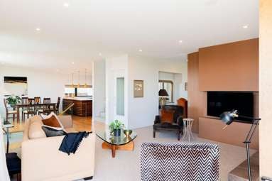 142 Lake Crescent_4