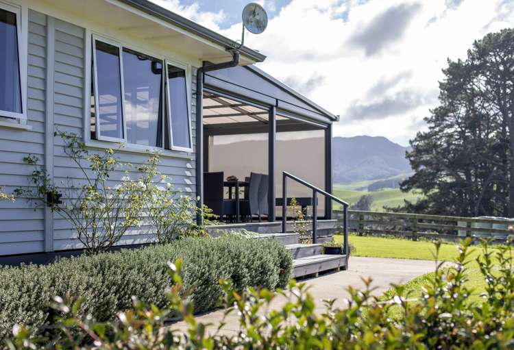 272 Ngutunui Road Puketotara_11