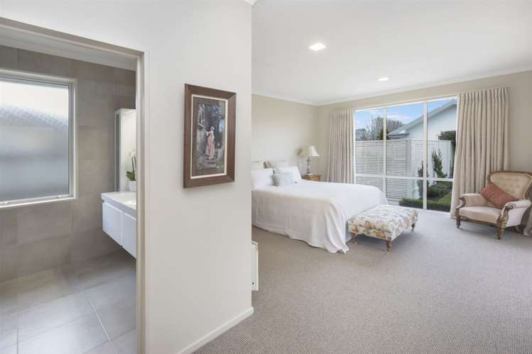 30 Applefield Court Northwood_14