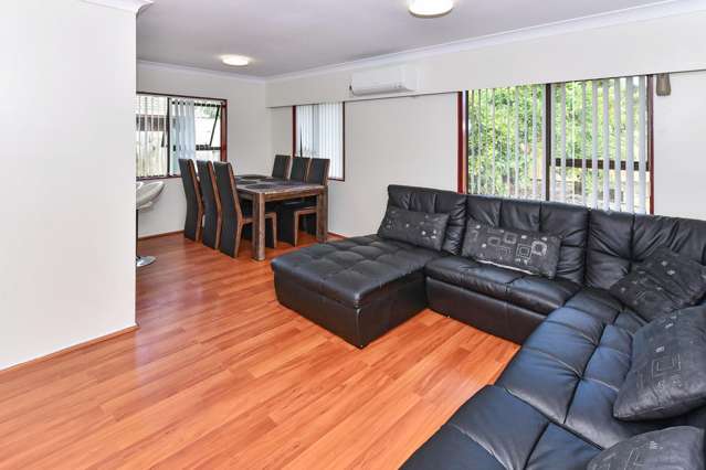 2/50 Gray Avenue Mangere East_3