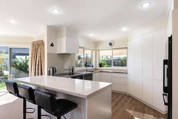13 Roger Street Lytton West_8