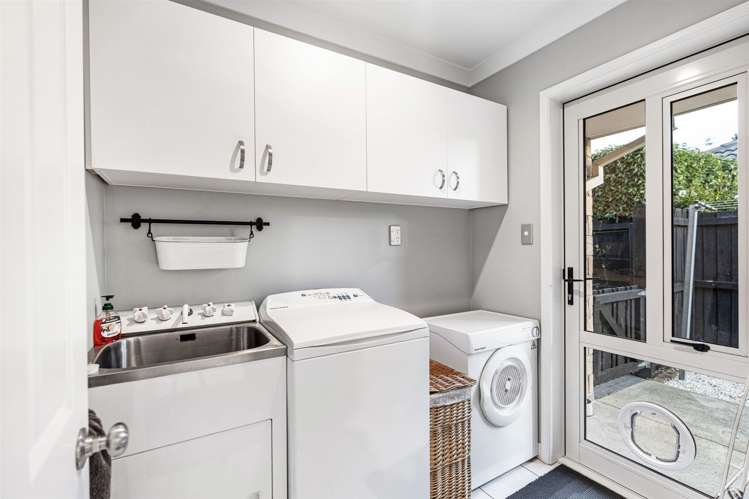 31 Putake Drive Parklands_14