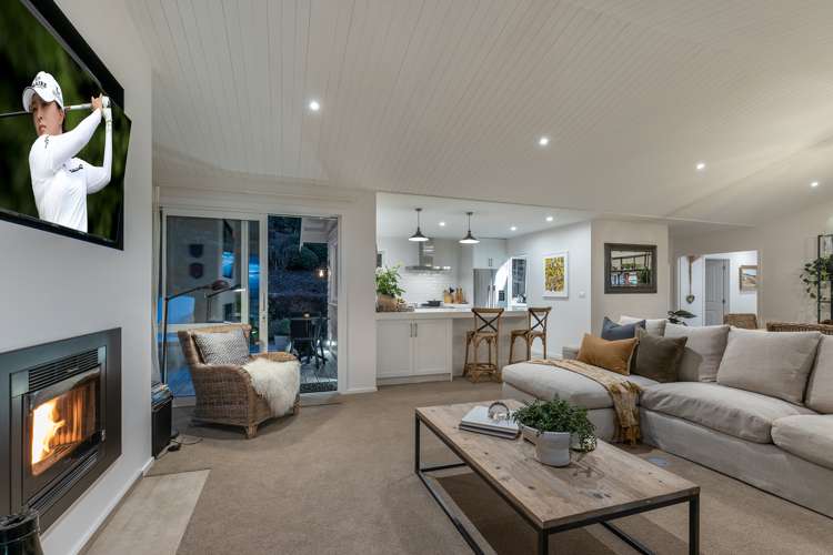 24 Hillplough Heights Richmond_10