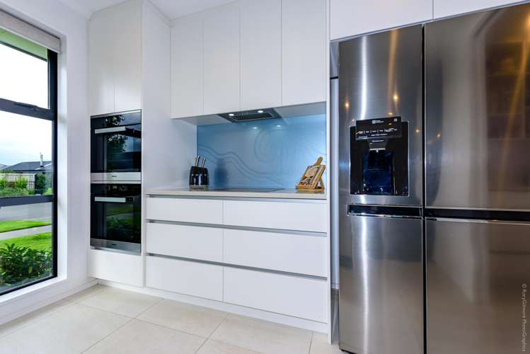 28 Veuve Drive Lincoln_10