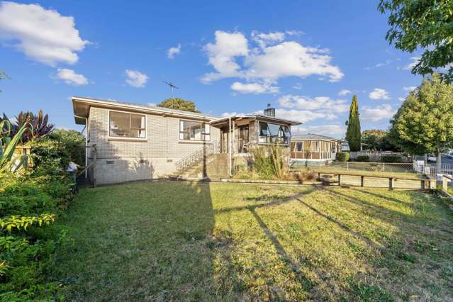 43 Clayton Avenue Otara_2