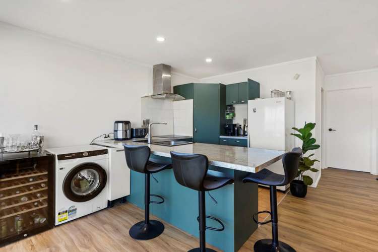 15/18 Airborne Road Rosedale_11