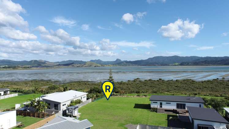 137 Kelly Jade Avenue Matarangi_5
