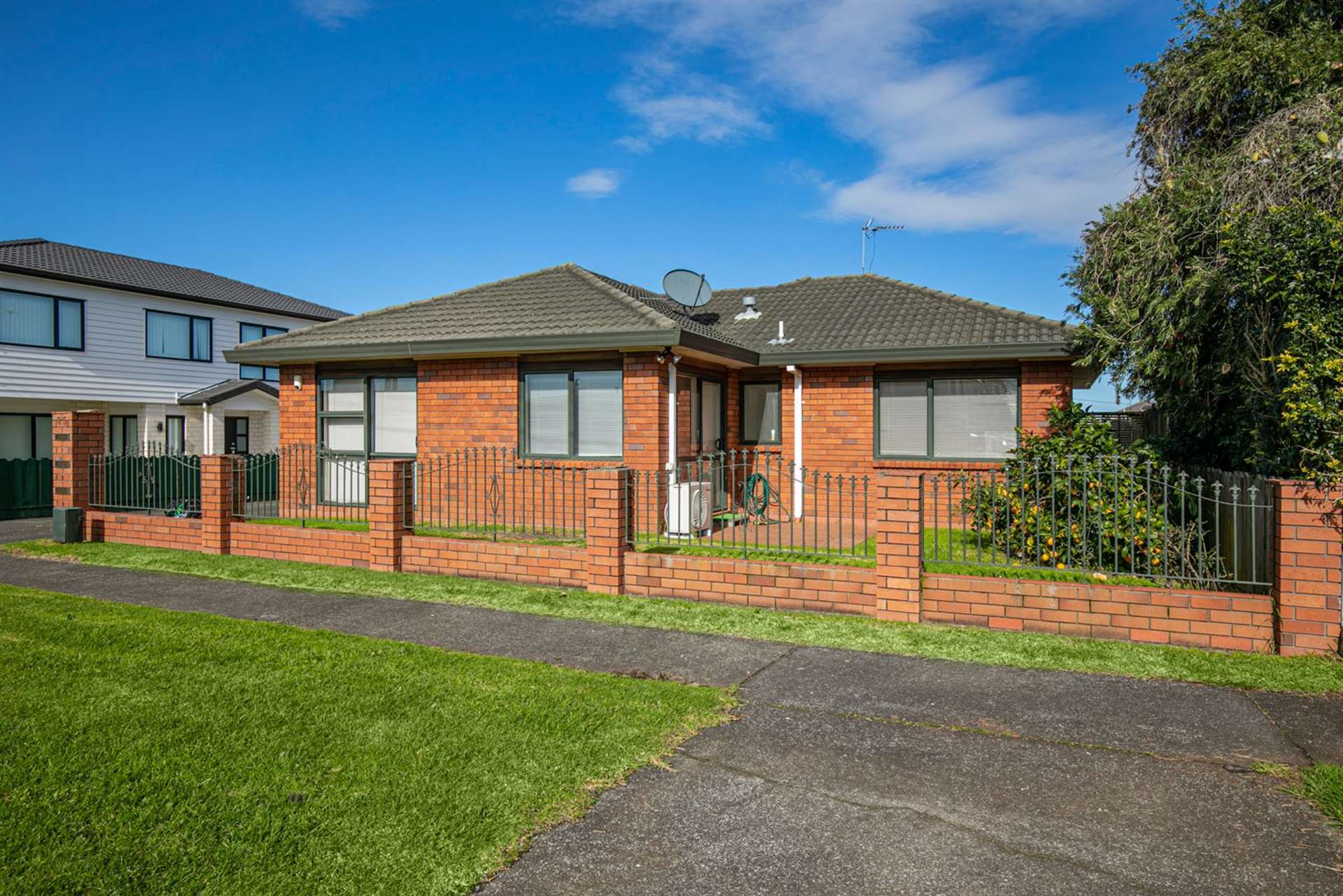 1/35 Avis Avenue Papatoetoe_0