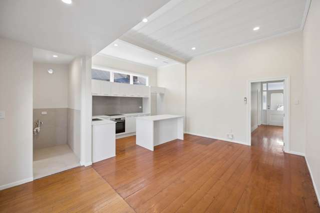 1/33 Reimers Avenue Mt Eden_1