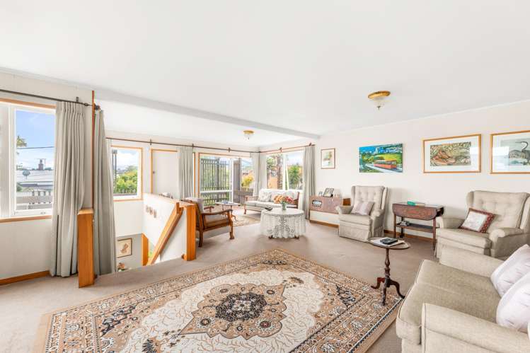 76A Lake Road Devonport_8