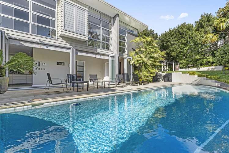 51 Fern Glen Road South St Heliers_33
