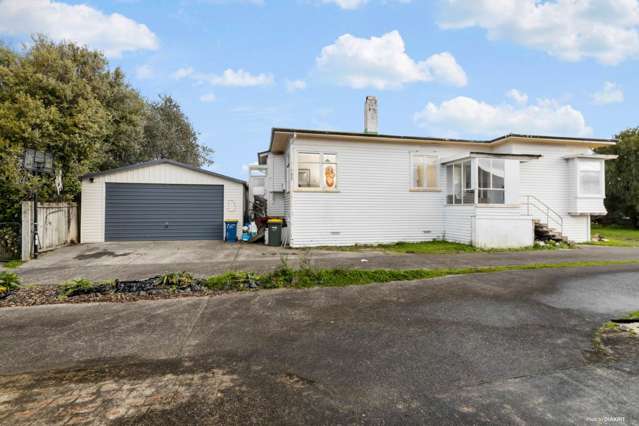 120 Hutchinson Avenue New Lynn_1