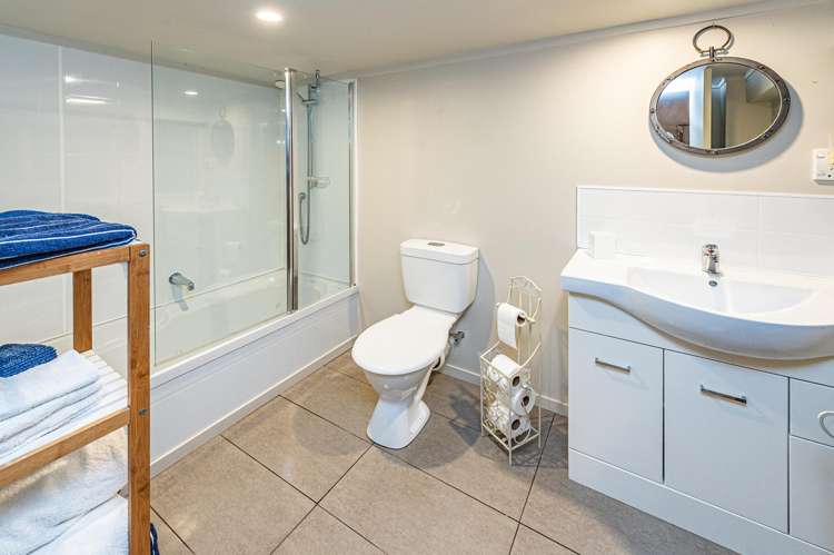 10 Okiwa Terrace Waiinu Beach_28