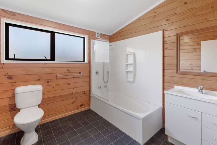 4 Kebbell Avenue Levin_12