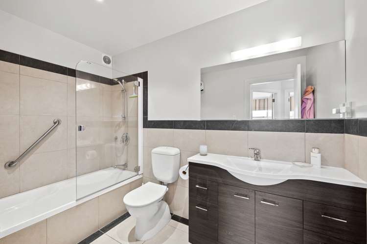 153c Grant Road Thorndon_11