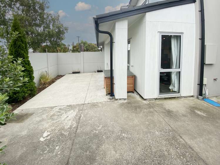 217 Edgeware Road Edgeware_8