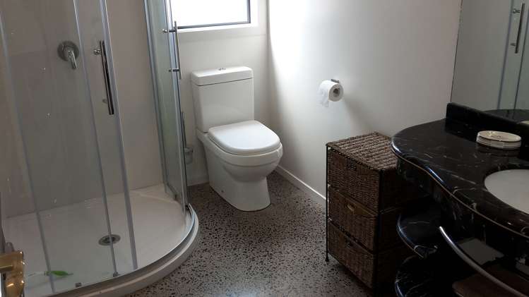 7/84 Alpha Street Cambridge_10