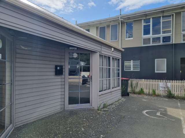 18 Kaiwharawhara Road Kaiwharawhara_1
