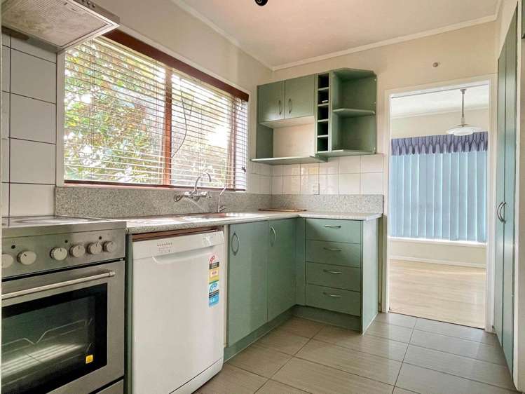 88 Rosamund Avenue_0