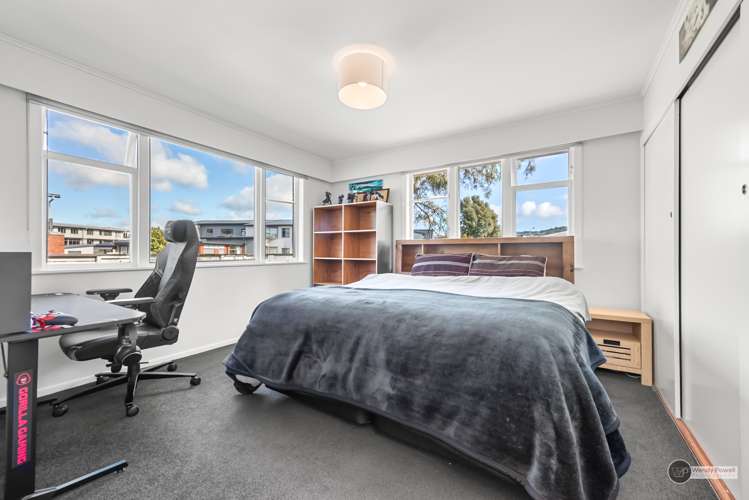 58 Wai-Iti Crescent Woburn_8