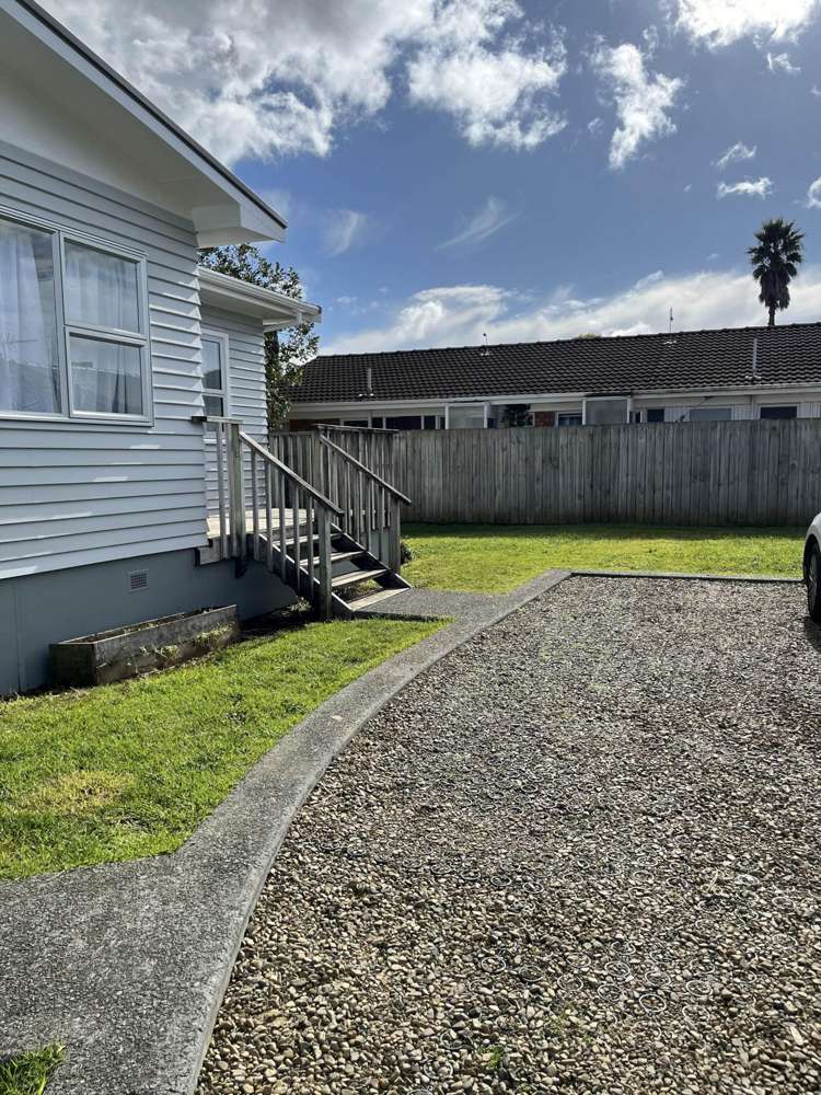 2/122A Victoria Street Onehunga_1