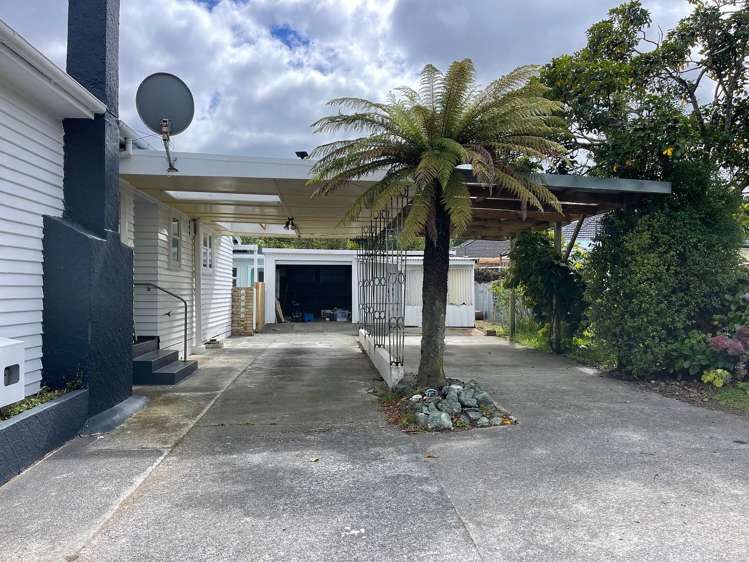 4 Gibbs Crescent Wainuiomata_1