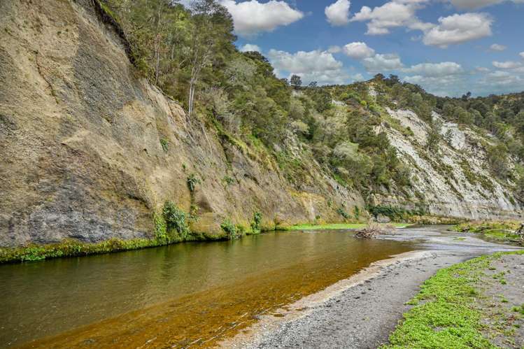 2152 Puketitiri Road Central Hawkes Bay Coastal_21